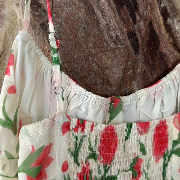 Commense Floral Ruched Button Detail Dress size M - Picture 5 of 6